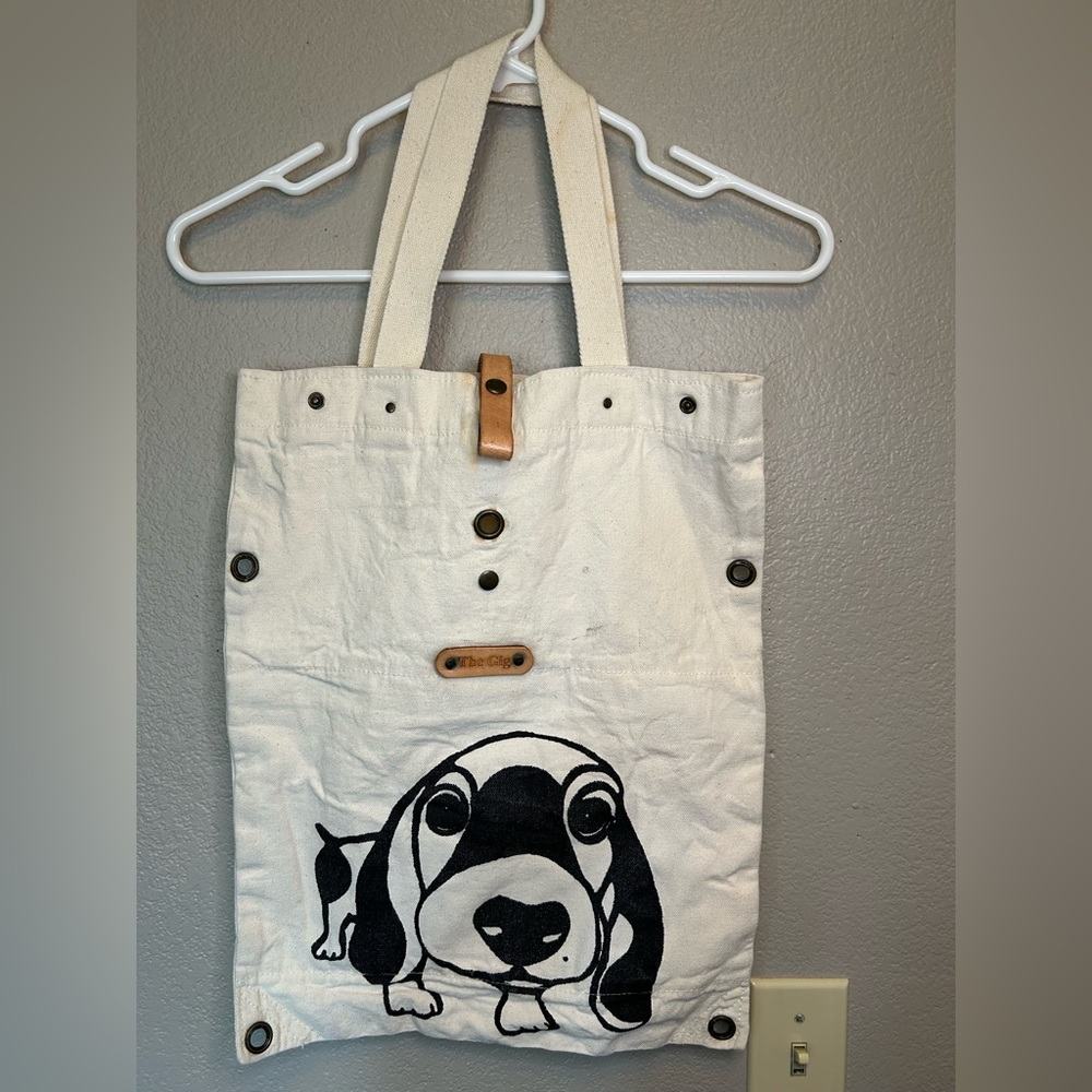 The Gig Canvas and Leather Tote Bag Dog Dachshund Print Snaps Zippers Pockets